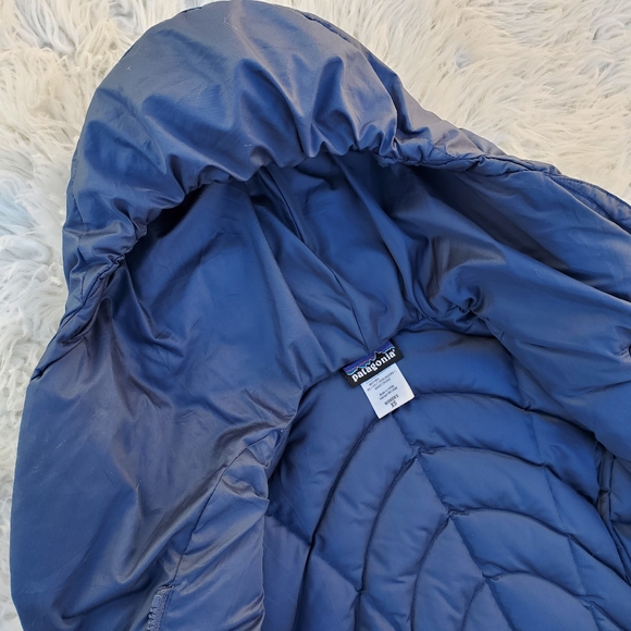 Patagonia navy blue down Coat/Jacket XS - Picture 6 of 8